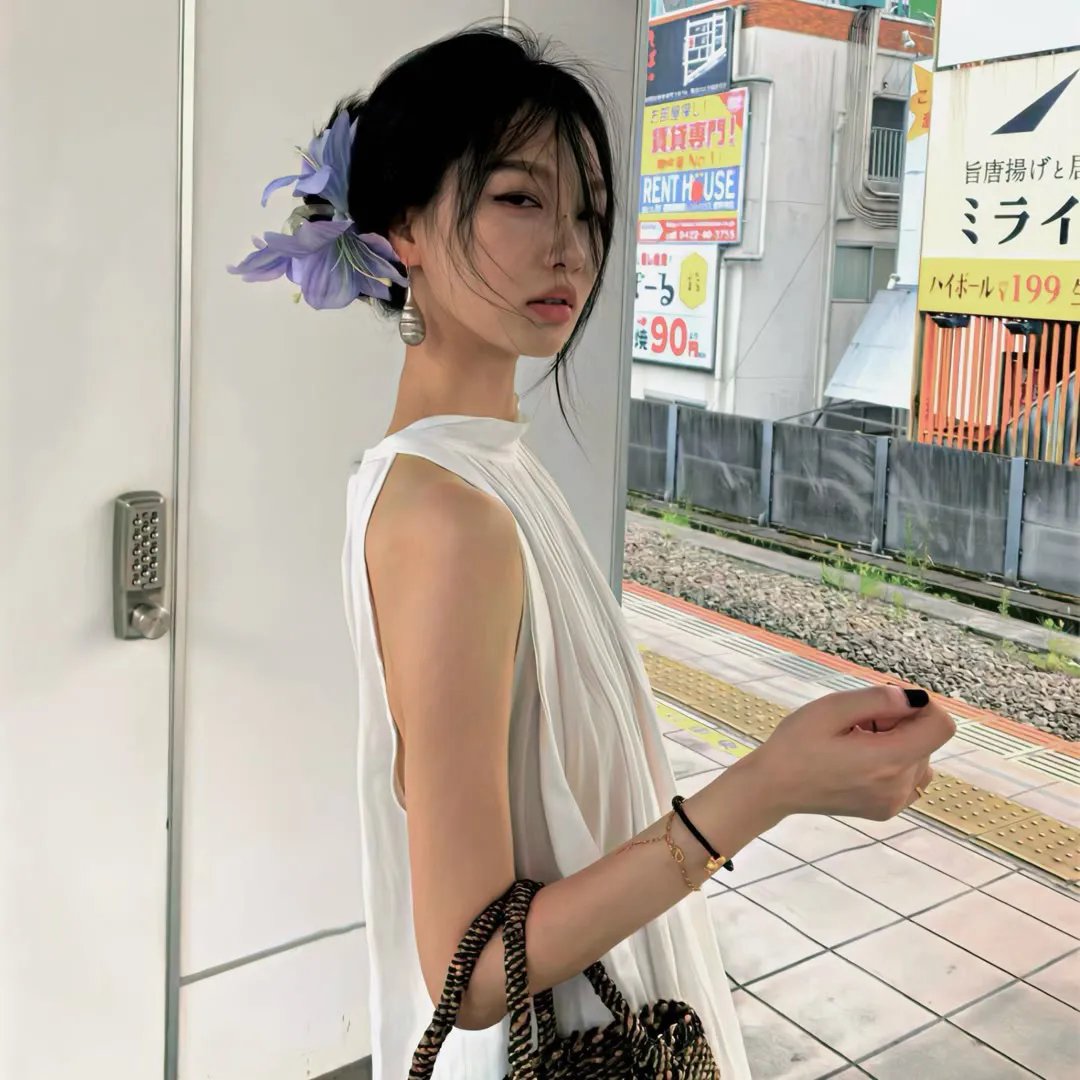 荒江女侠封面